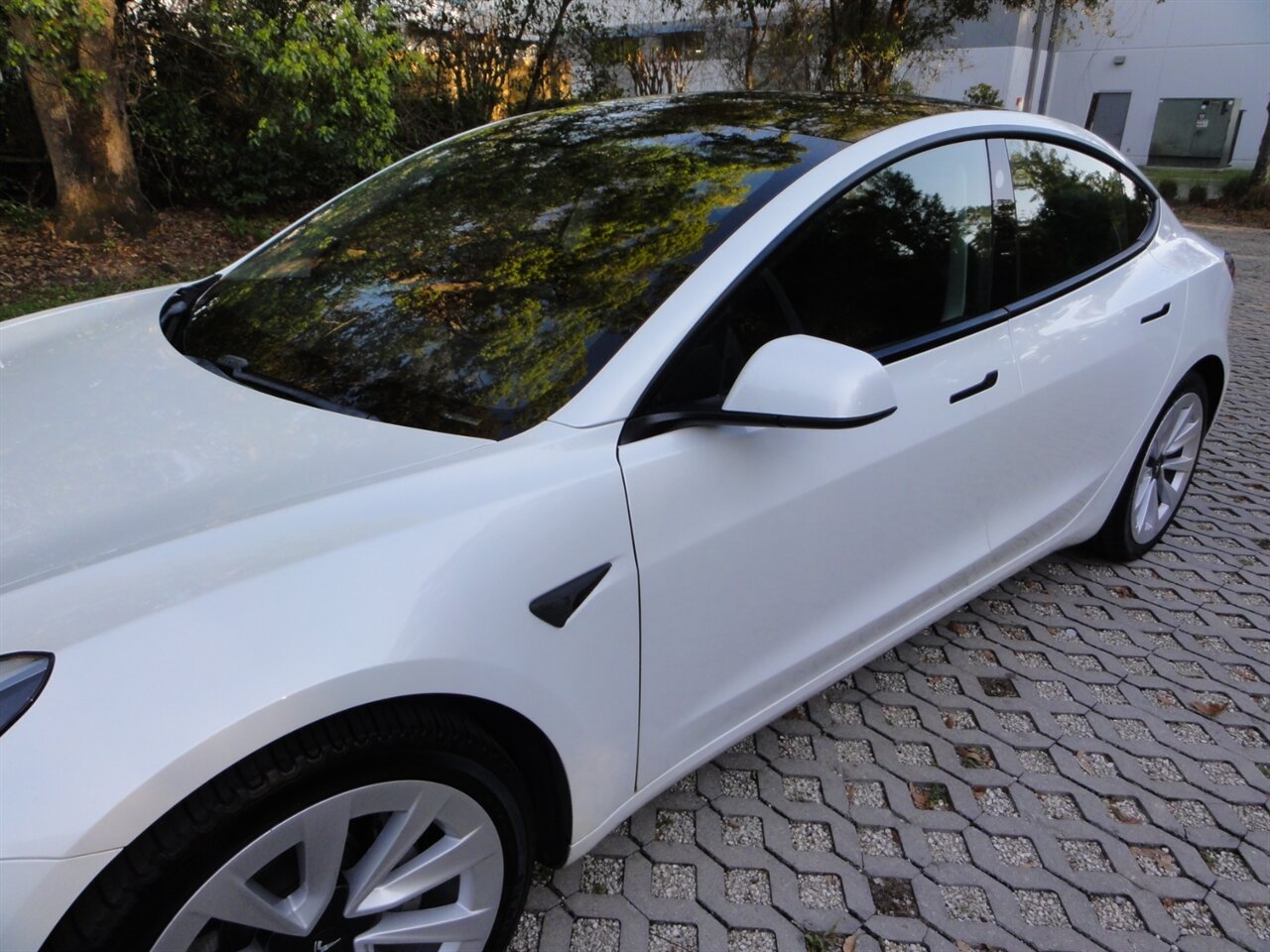 2021 Tesla Model 3 Long Range Premium Dual motor - Photo 9 - Deland, FL 32720