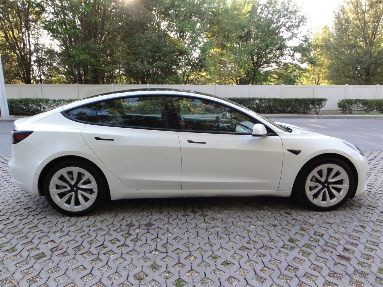 2021 Tesla Model 3 Long Range Premium Dual motor - Photo 15 - Deland, FL 32720