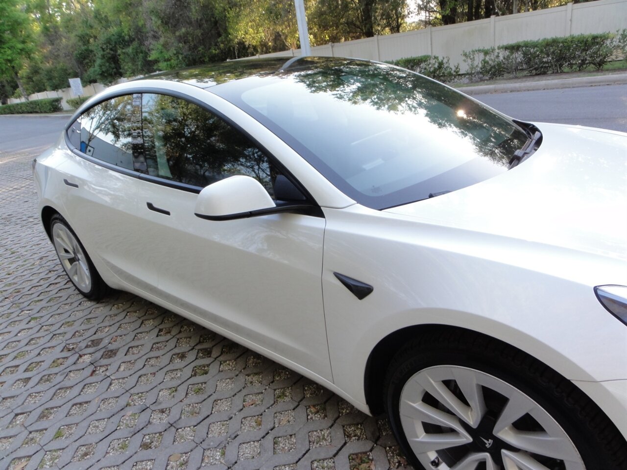 2021 Tesla Model 3 Long Range Premium Dual motor - Photo 8 - Deland, FL 32720