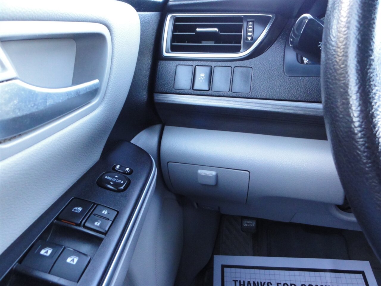 2016 Toyota Camry Hybrid LE   - Photo 30 - Deland, FL 32720