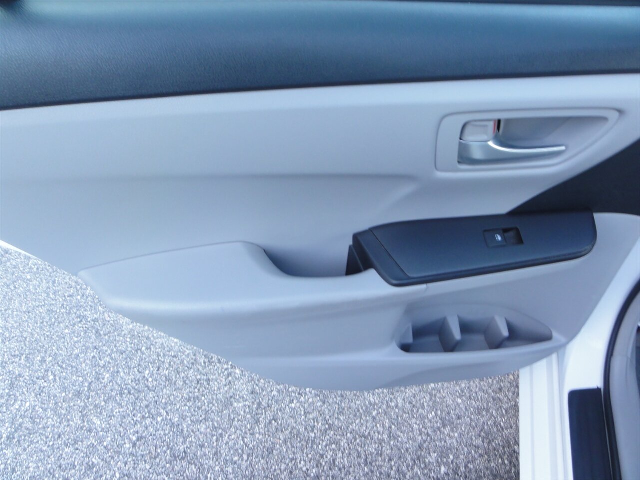 2016 Toyota Camry Hybrid LE   - Photo 37 - Deland, FL 32720