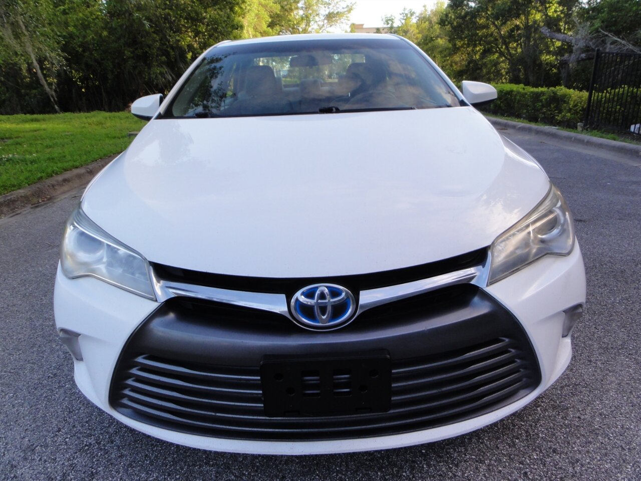 2016 Toyota Camry Hybrid LE   - Photo 5 - Deland, FL 32720