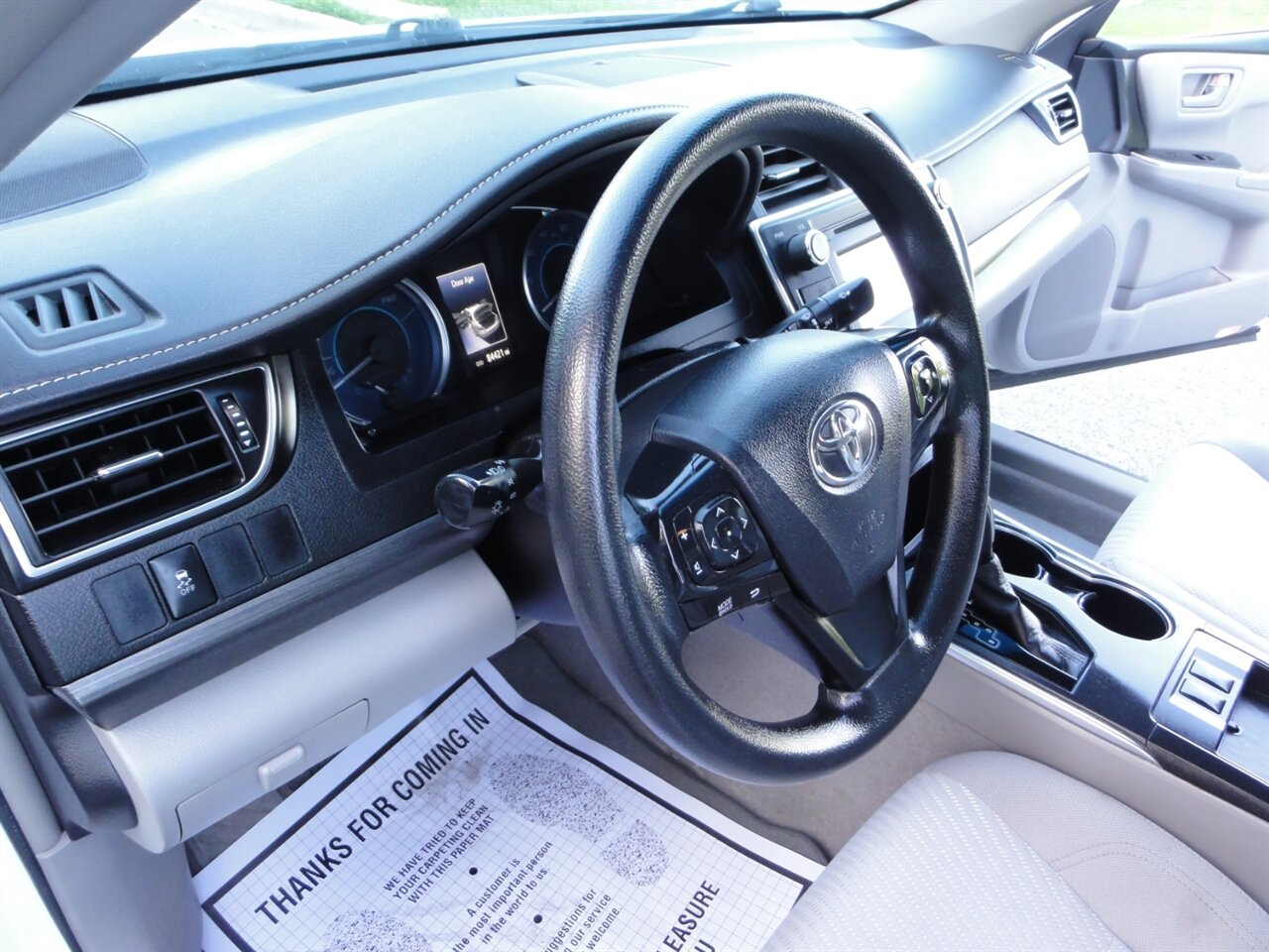 2016 Toyota Camry Hybrid LE   - Photo 31 - Deland, FL 32720