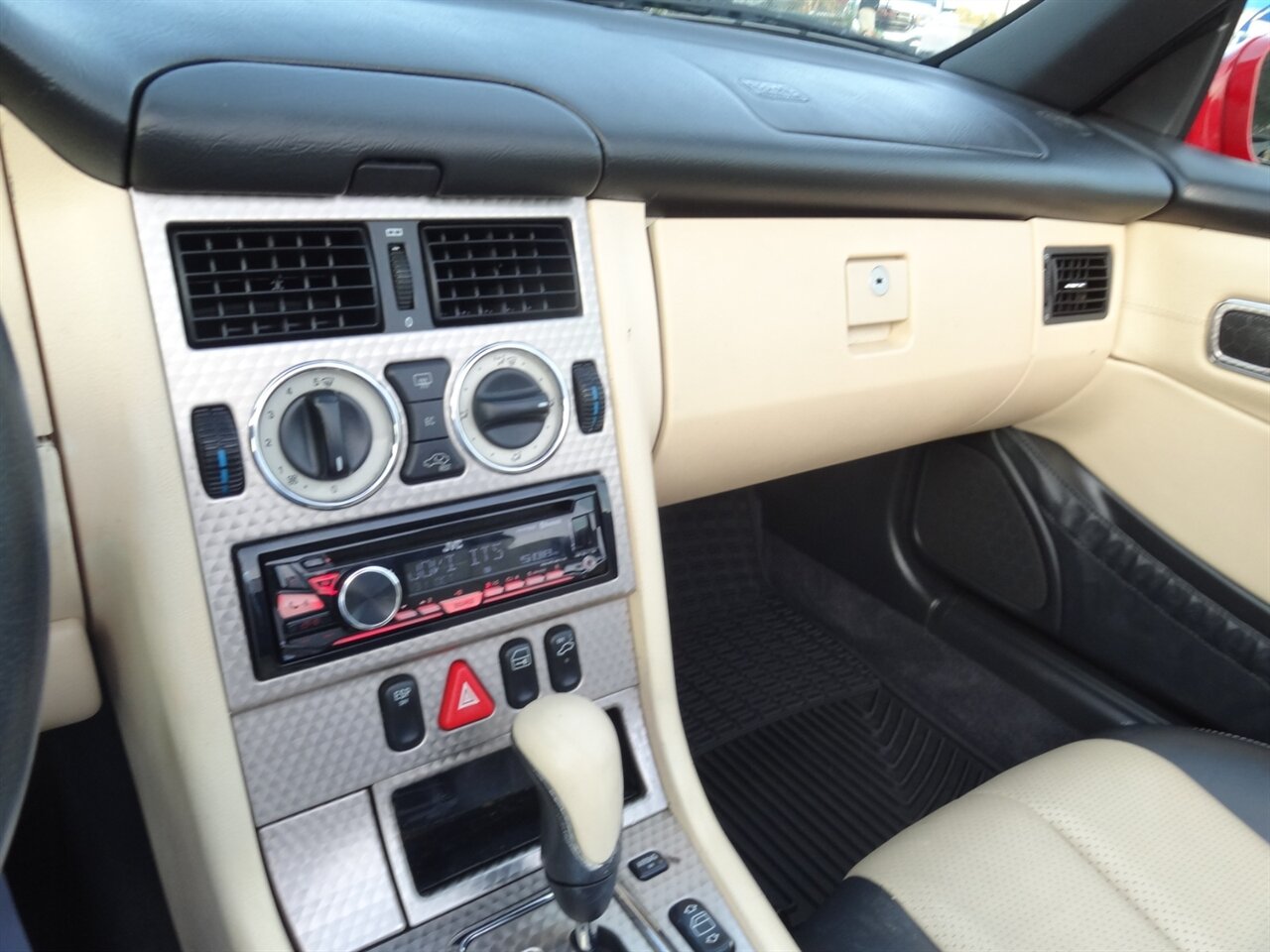 2001 Mercedes-Benz SLK SLK 230  Premium - Photo 56 - Deland, FL 32720