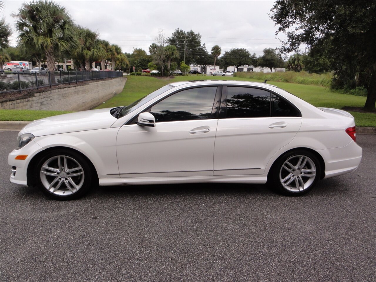 2014 Mercedes-Benz C 250 Sport Premium - Photo 16 - Deland, FL 32720