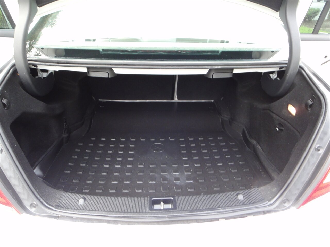 2014 Mercedes-Benz C 250 Sport Premium - Photo 35 - Deland, FL 32720
