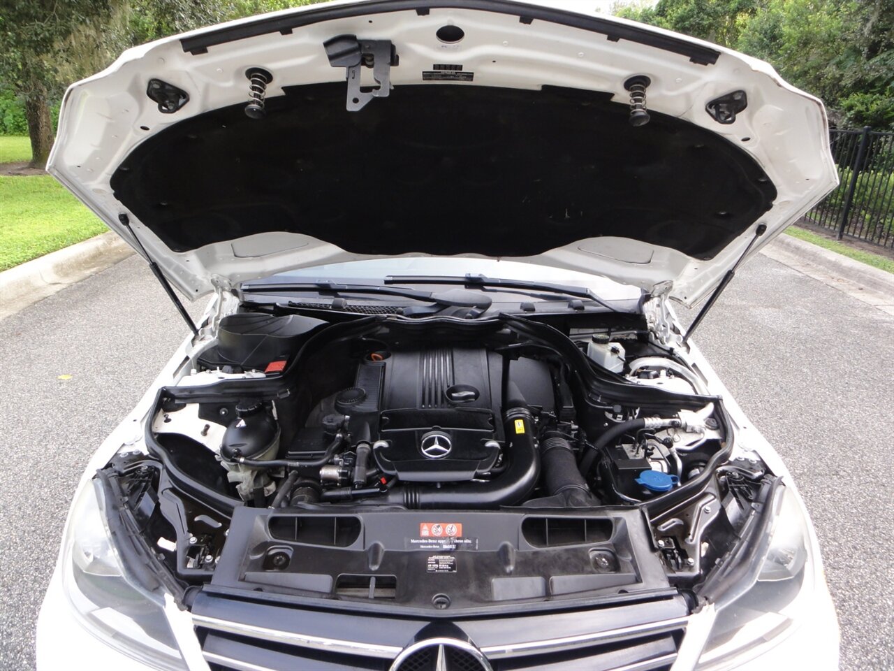 2014 Mercedes-Benz C 250 Sport Premium - Photo 23 - Deland, FL 32720