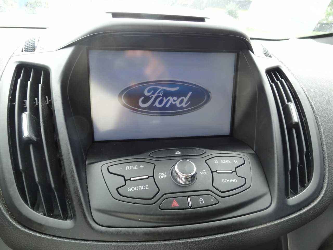 2015 Ford Escape SE   - Photo 49 - Deland, FL 32720