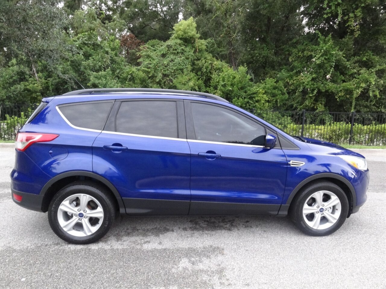 2015 Ford Escape SE   - Photo 15 - Deland, FL 32720