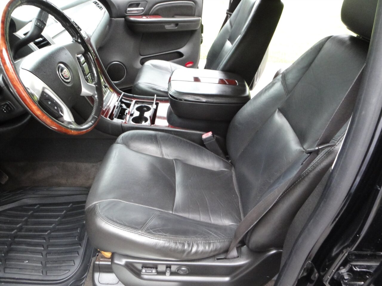 2009 Cadillac Escalade ESV Premium - Photo 31 - Deland, FL 32720