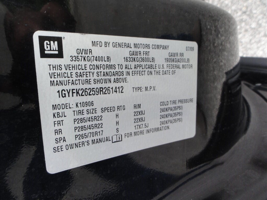 2009 Cadillac Escalade ESV Premium - Photo 28 - Deland, FL 32720