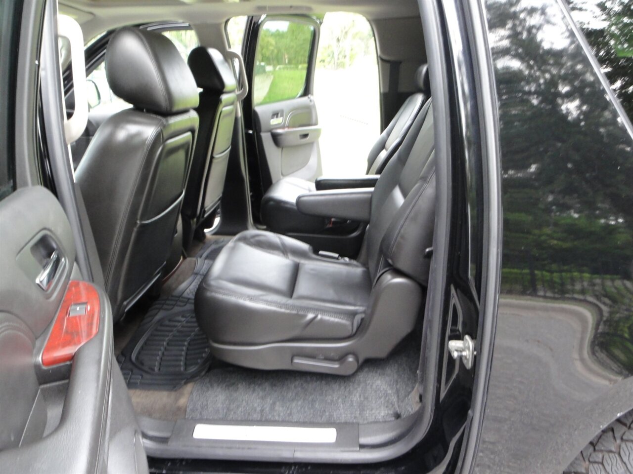 2009 Cadillac Escalade ESV Premium - Photo 34 - Deland, FL 32720