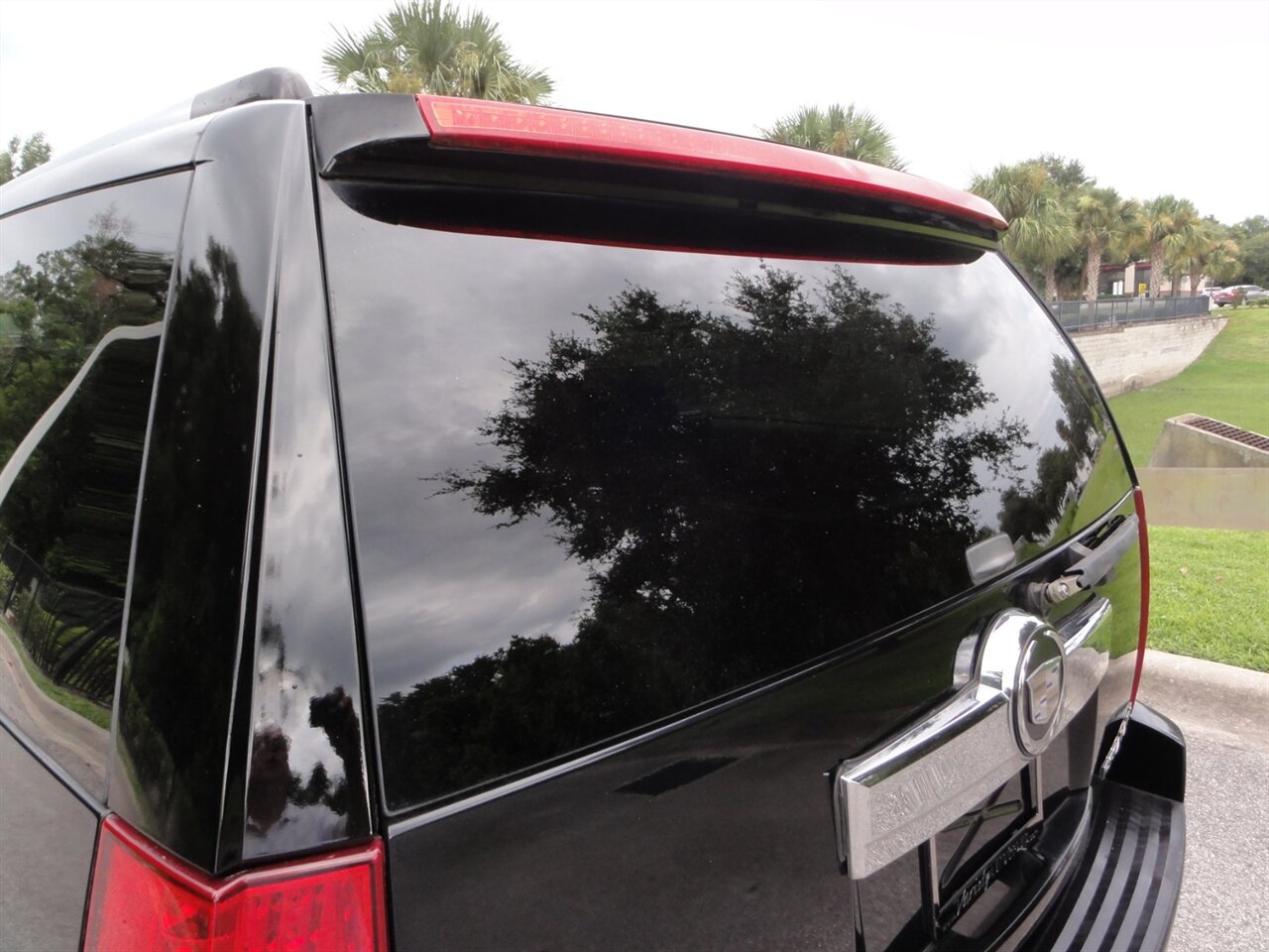2009 Cadillac Escalade ESV Premium - Photo 20 - Deland, FL 32720