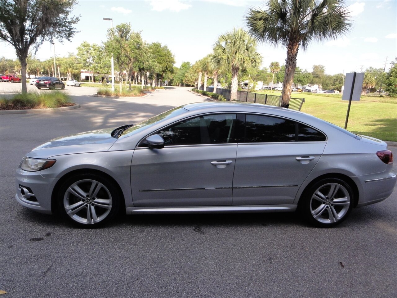 2014 Volkswagen CC Sport   - Photo 16 - Deland, FL 32720
