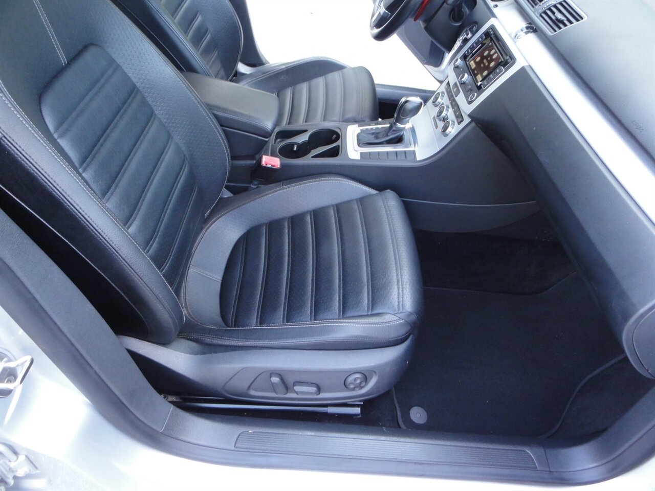 2014 Volkswagen CC Sport   - Photo 42 - Deland, FL 32720