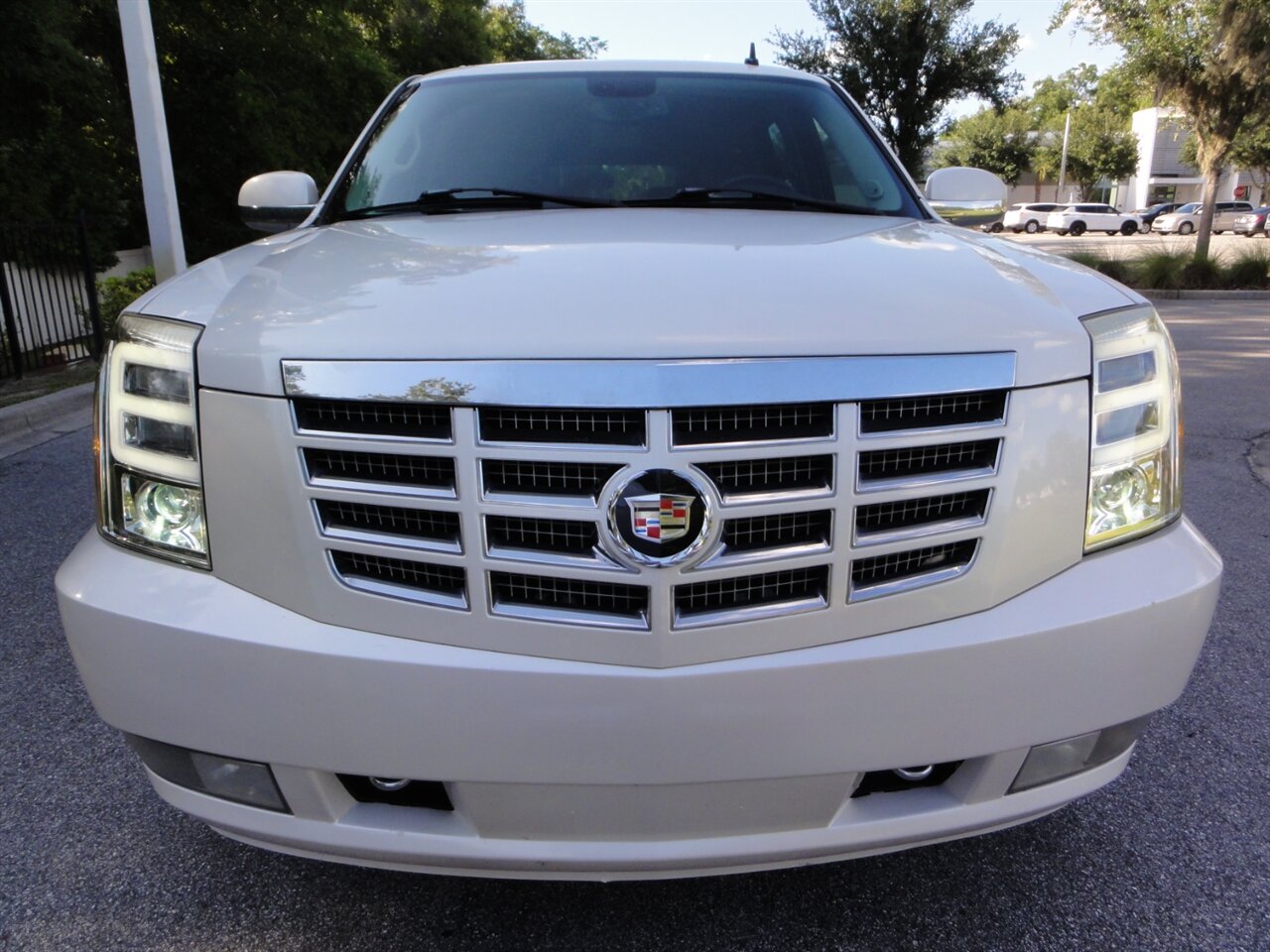 2007 Cadillac Escalade ESV Premium - Photo 4 - Deland, FL 32720