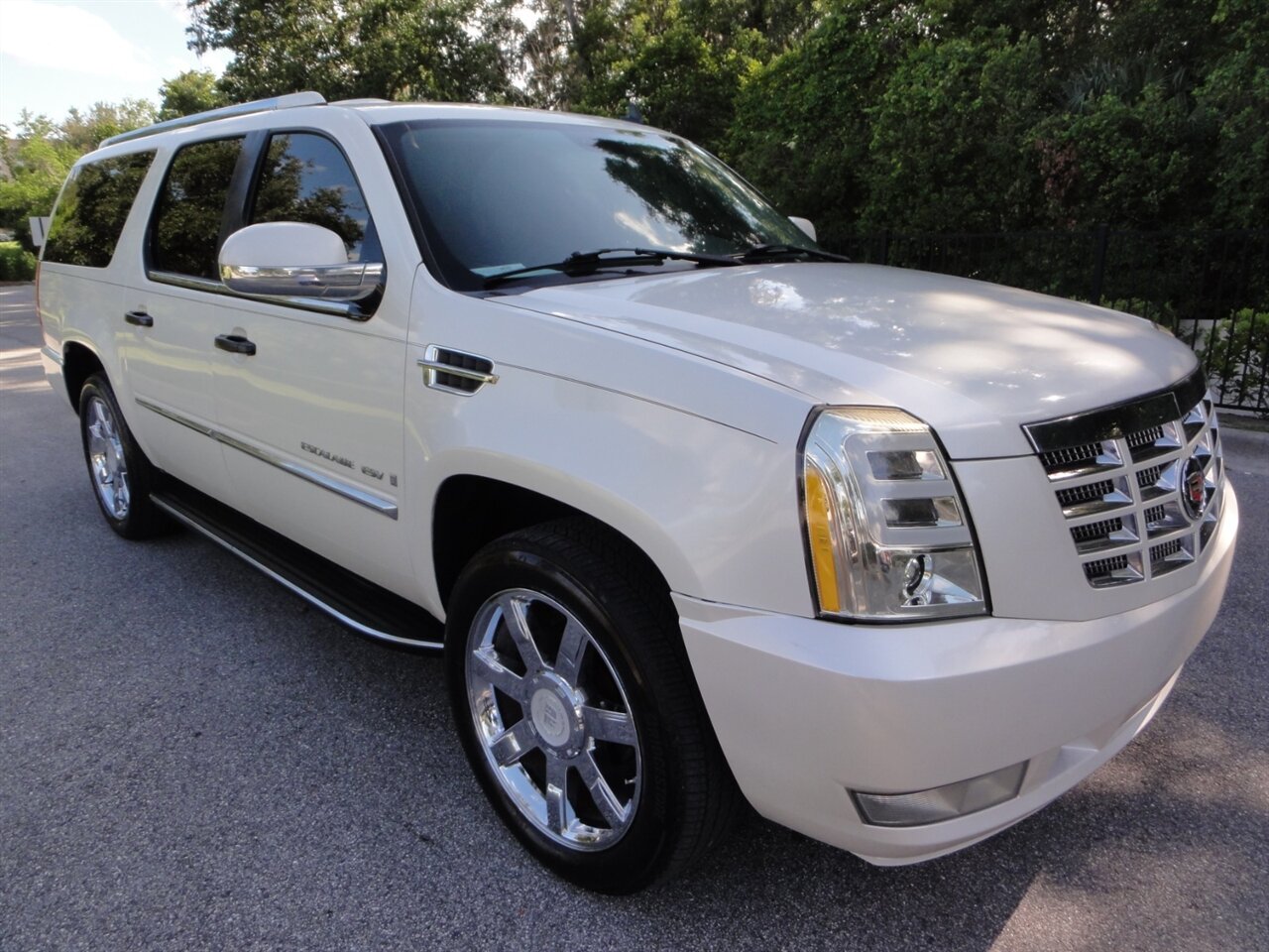 2007 Cadillac Escalade ESV -'s photo