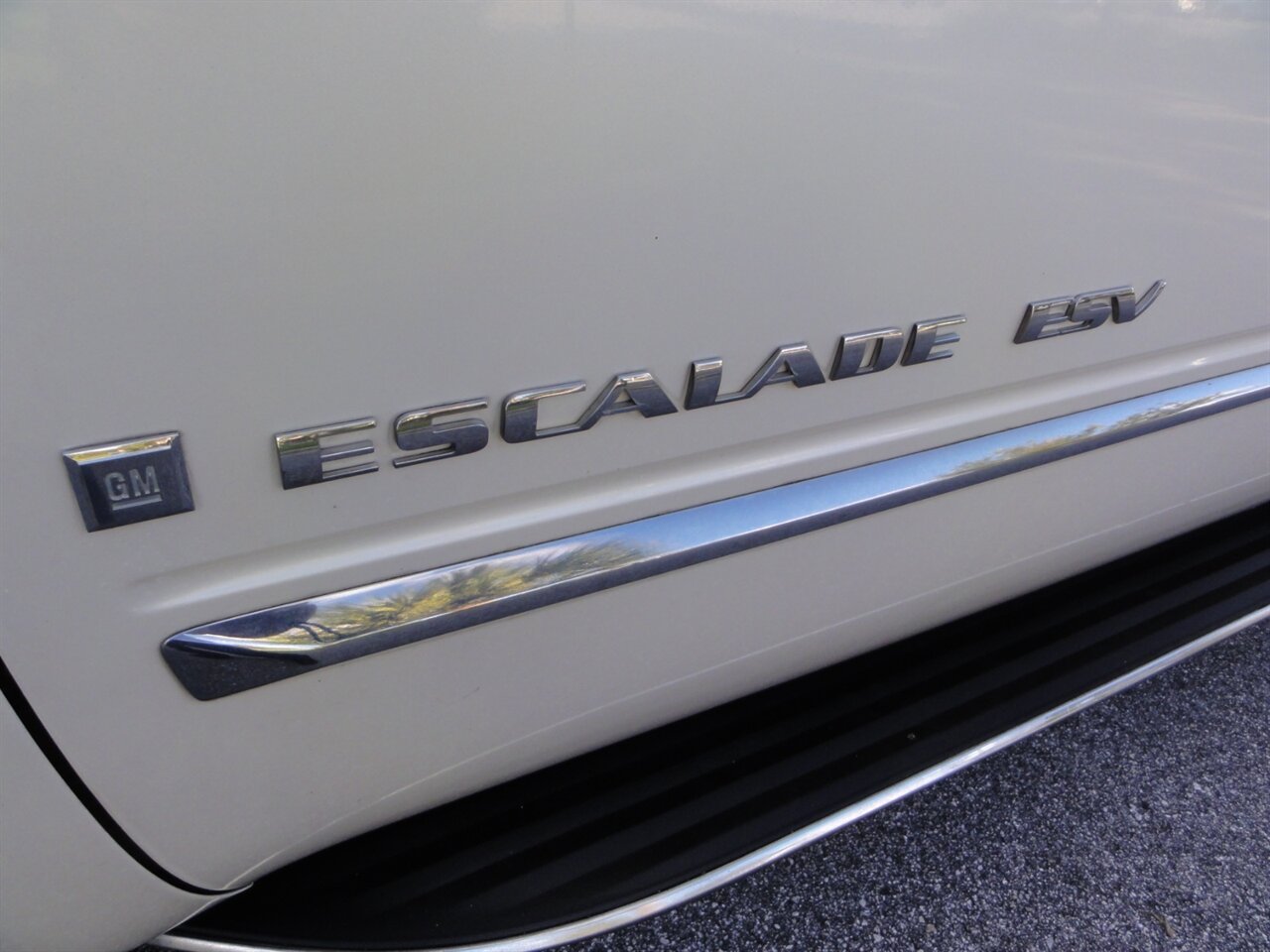 2007 Cadillac Escalade ESV Premium - Photo 23 - Deland, FL 32720