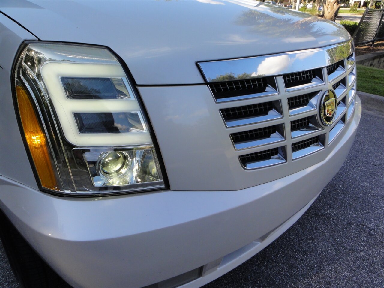 2007 Cadillac Escalade ESV Premium - Photo 5 - Deland, FL 32720