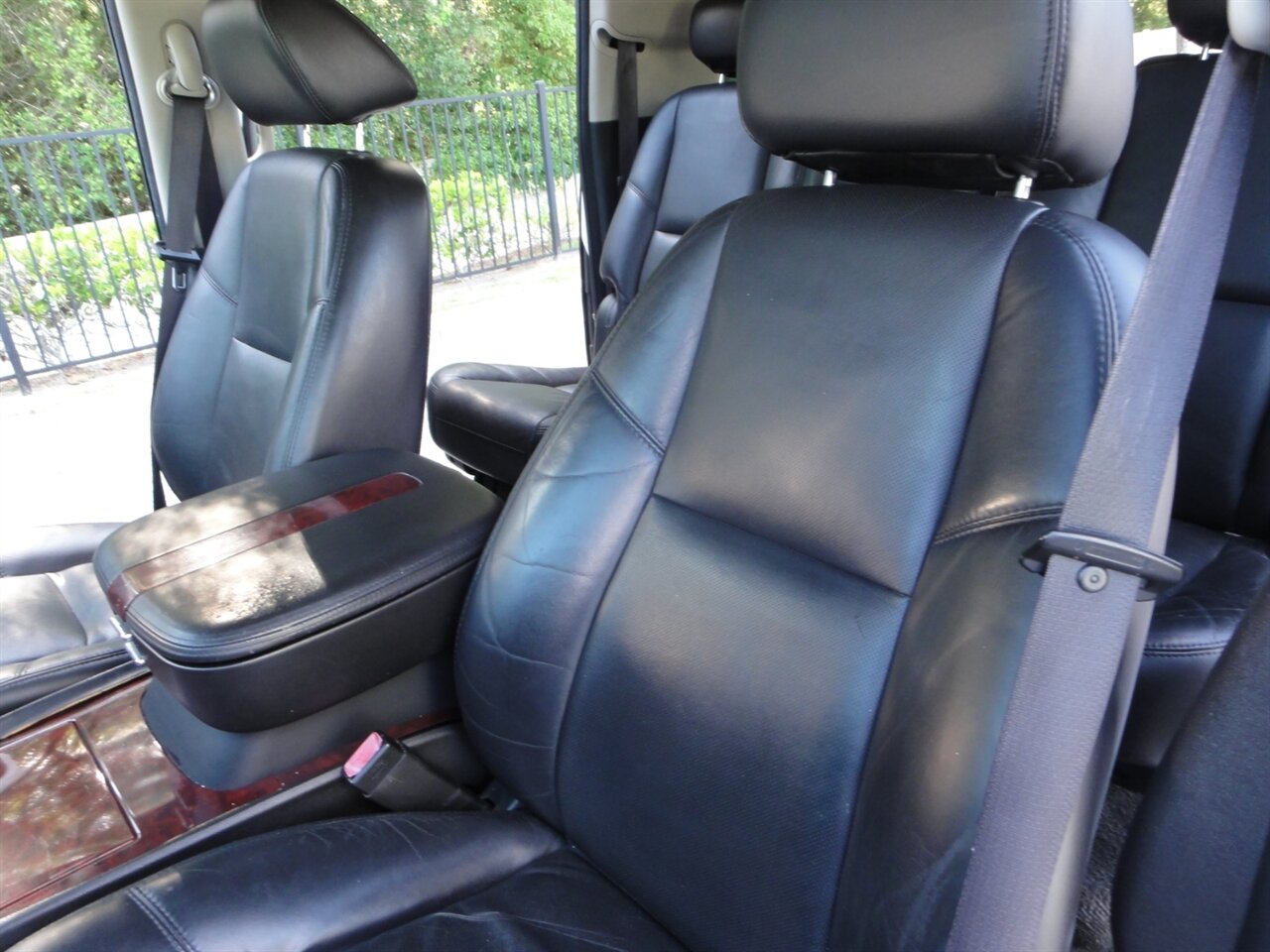 2007 Cadillac Escalade ESV Premium - Photo 33 - Deland, FL 32720