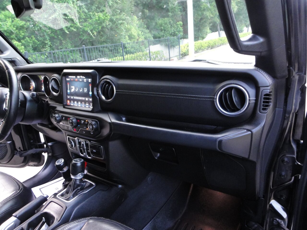 2018 Jeep Wrangler Unlimited Sahara  Premium - Photo 51 - Deland, FL 32720