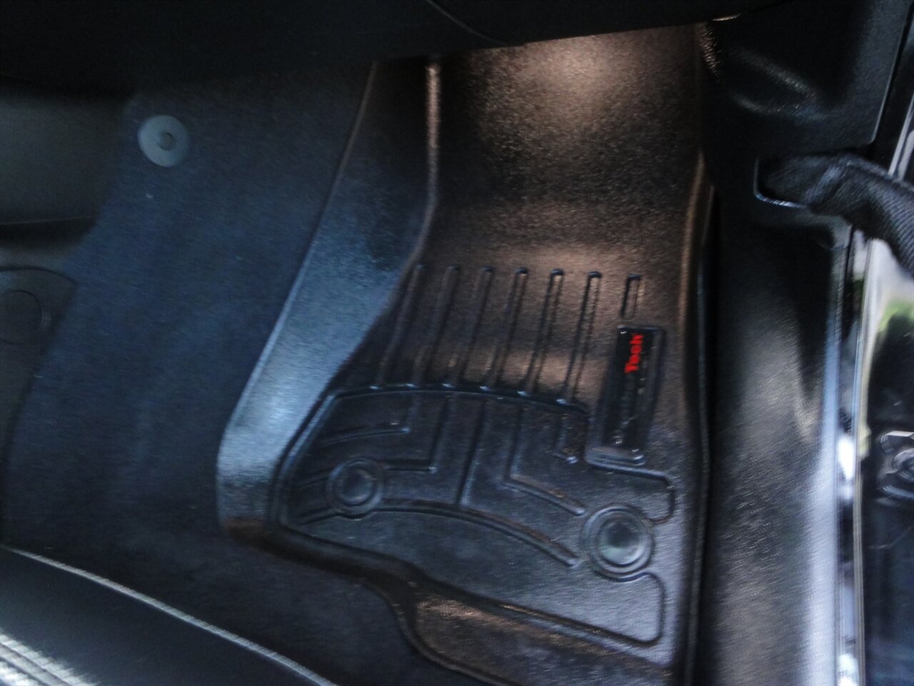 2018 Jeep Wrangler Unlimited Sahara  Premium - Photo 48 - Deland, FL 32720