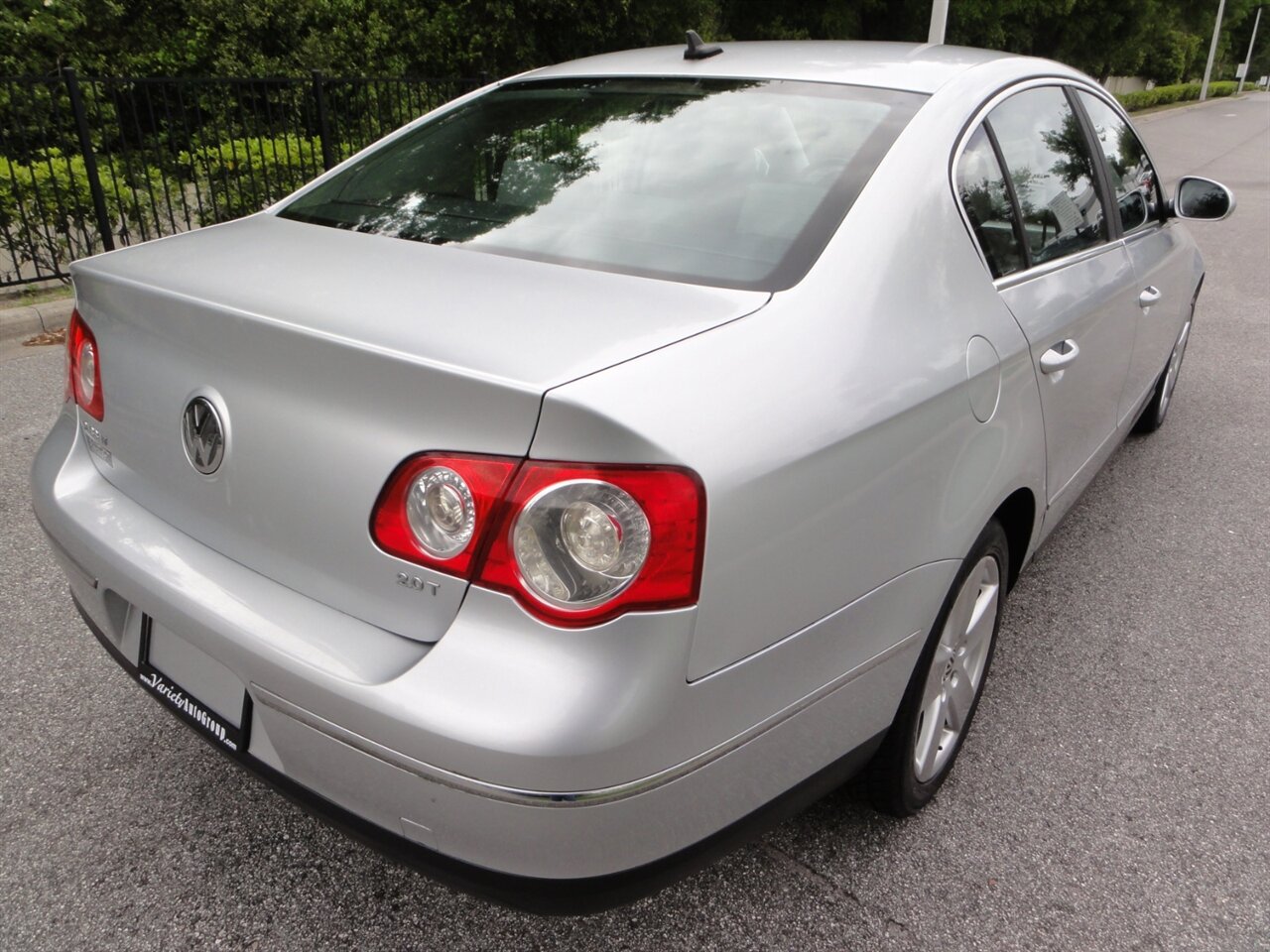 2009 Volkswagen Passat Komfort   - Photo 3 - Deland, FL 32720