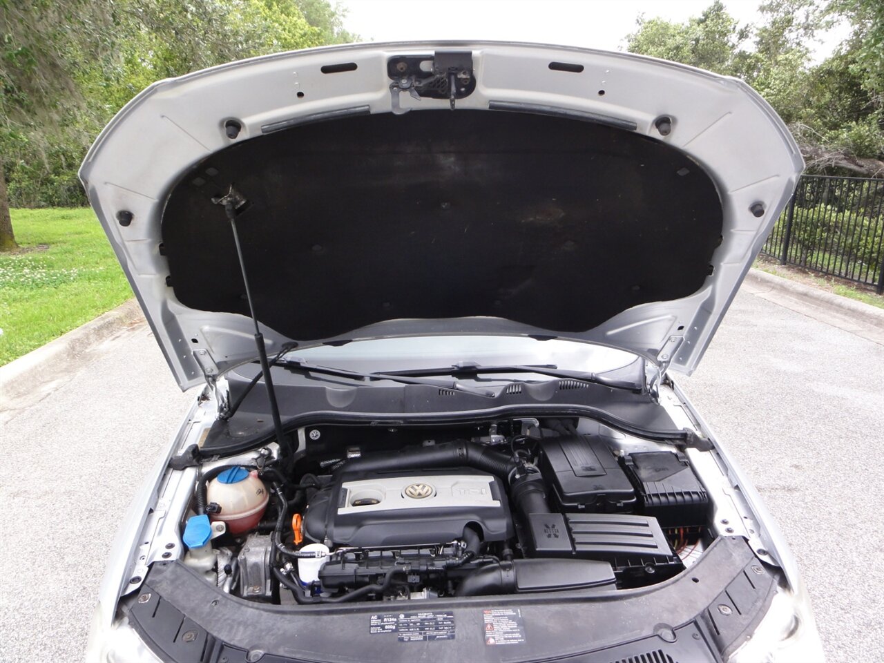 2009 Volkswagen Passat Komfort   - Photo 24 - Deland, FL 32720