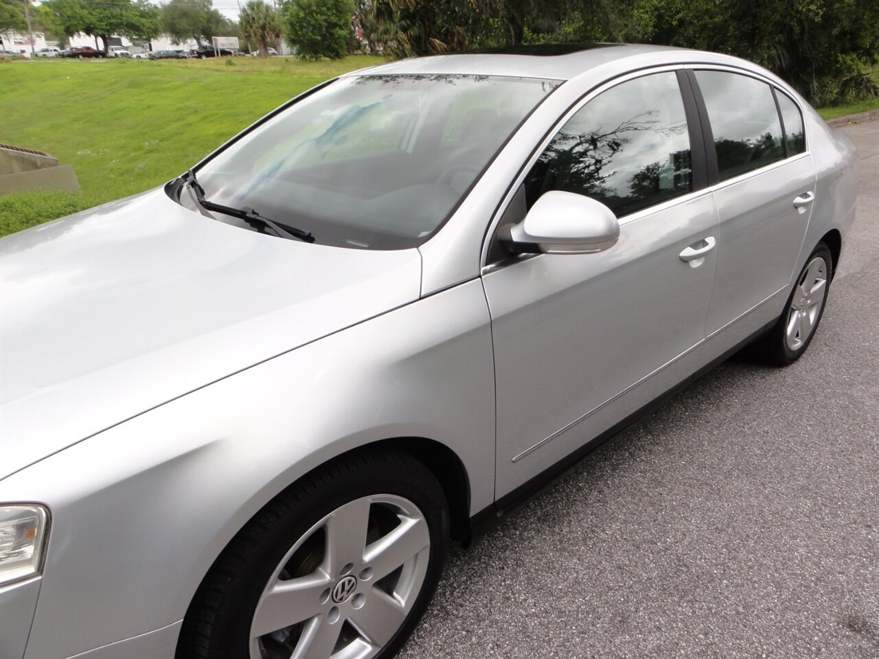 2009 Volkswagen Passat Komfort   - Photo 9 - Deland, FL 32720