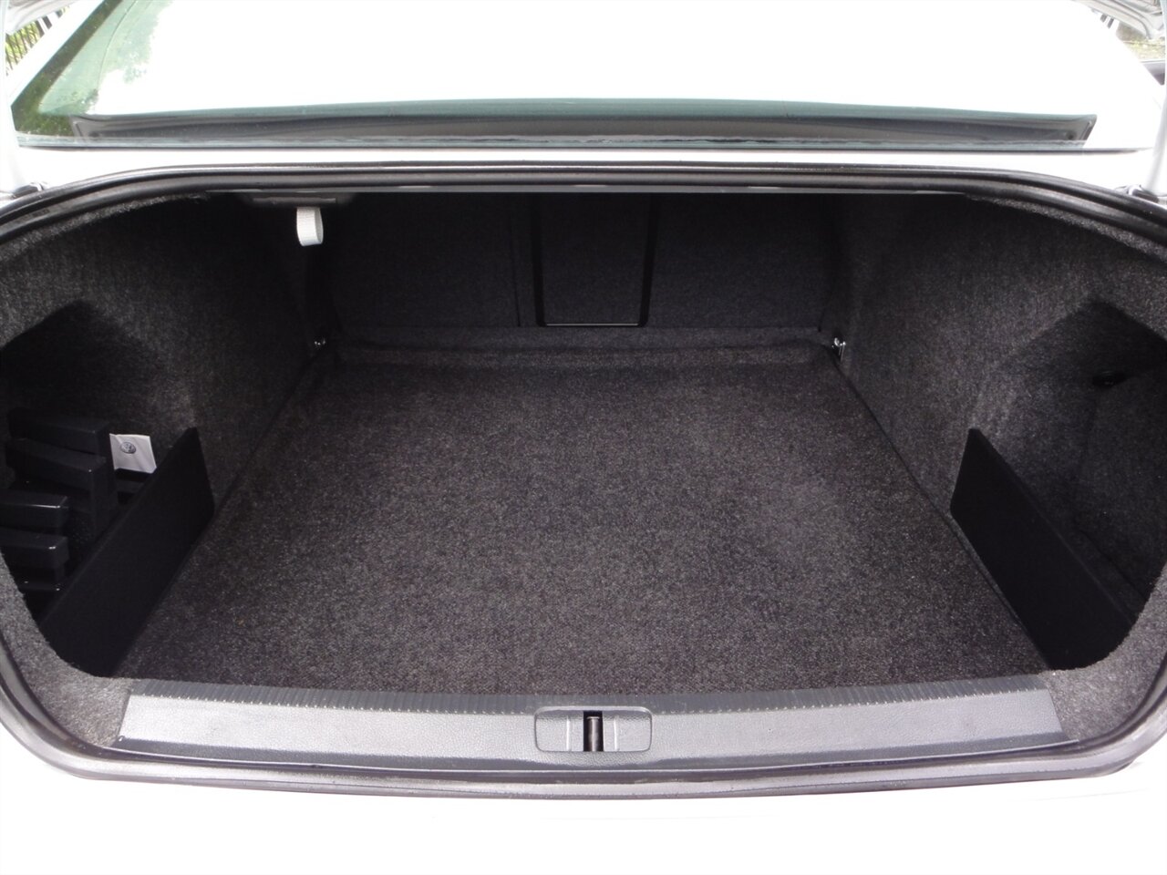 2009 Volkswagen Passat Komfort   - Photo 35 - Deland, FL 32720