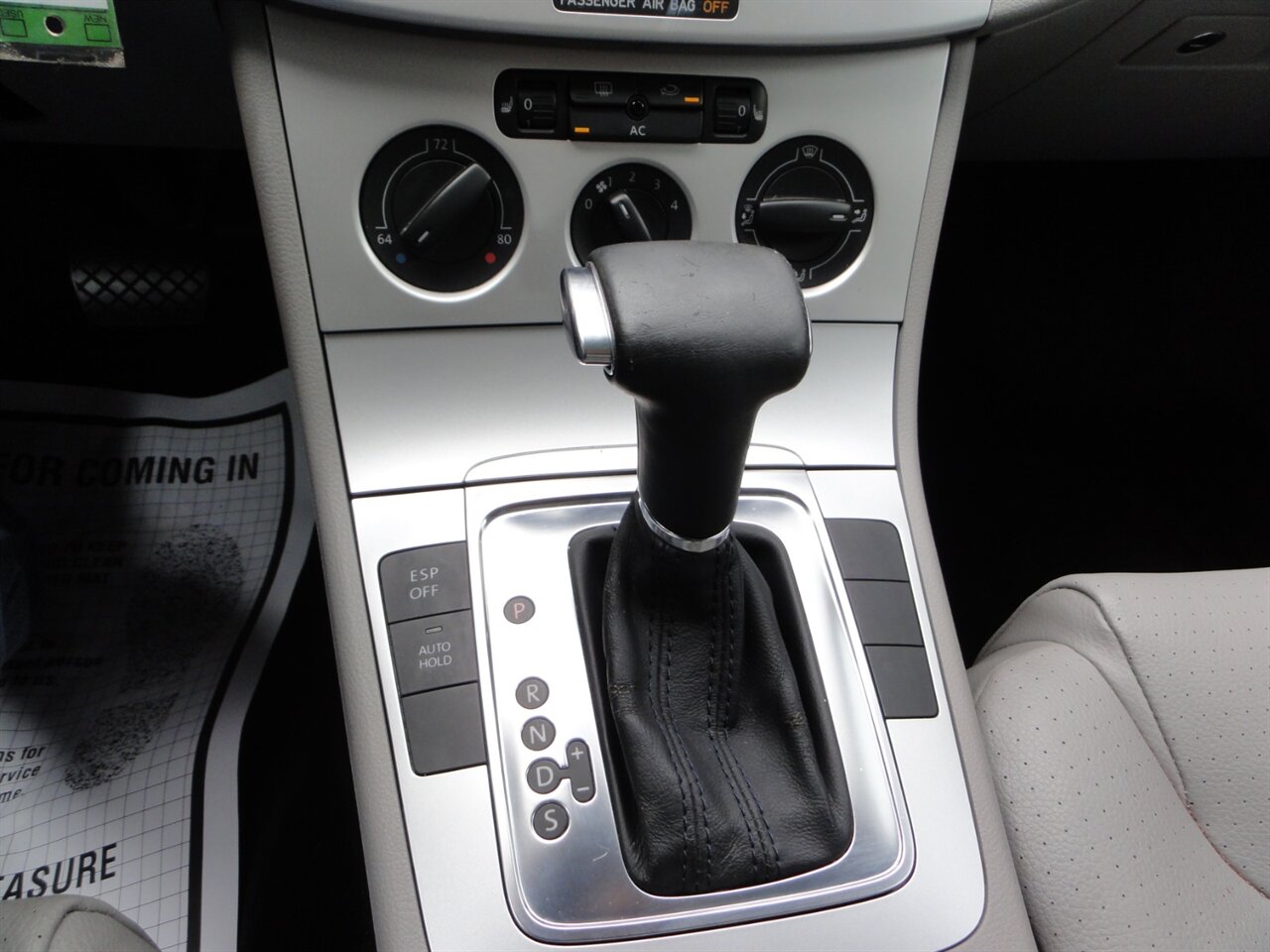 2009 Volkswagen Passat Komfort   - Photo 47 - Deland, FL 32720