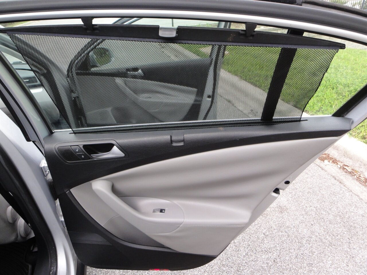 2009 Volkswagen Passat Komfort   - Photo 37 - Deland, FL 32720