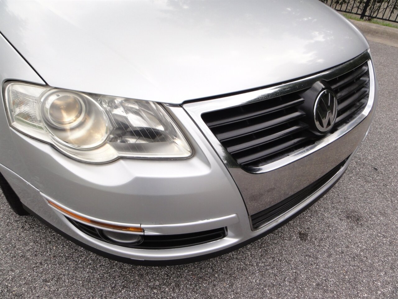 2009 Volkswagen Passat Komfort   - Photo 7 - Deland, FL 32720