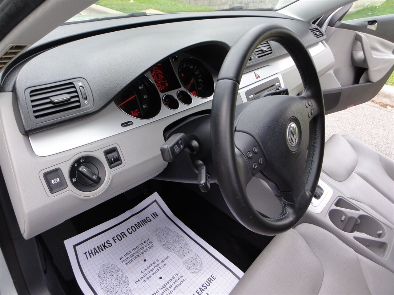 2009 Volkswagen Passat Komfort   - Photo 29 - Deland, FL 32720