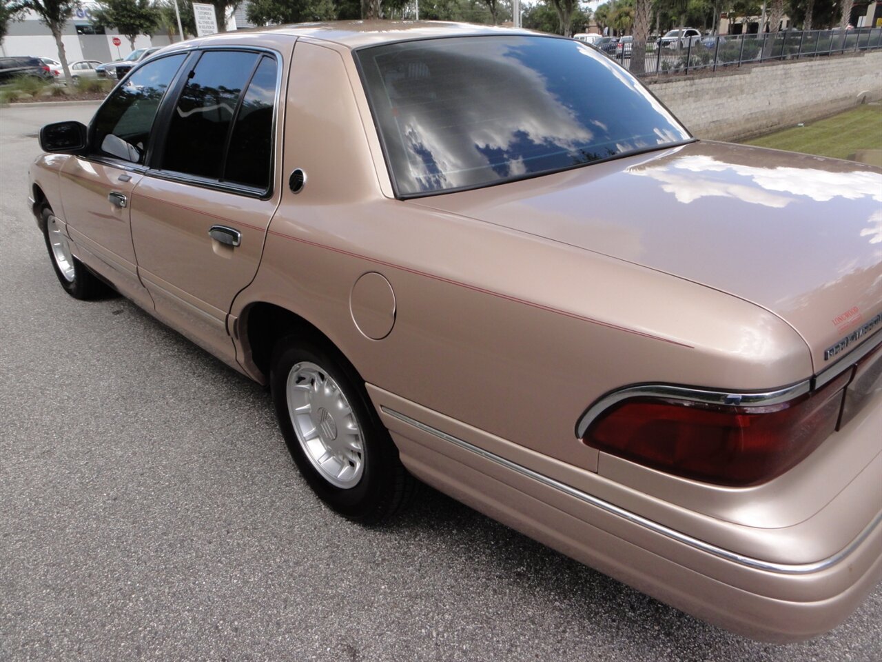 1996 Mercury Grand Marquis LS Premium - Photo 13 - Deland, FL 32720