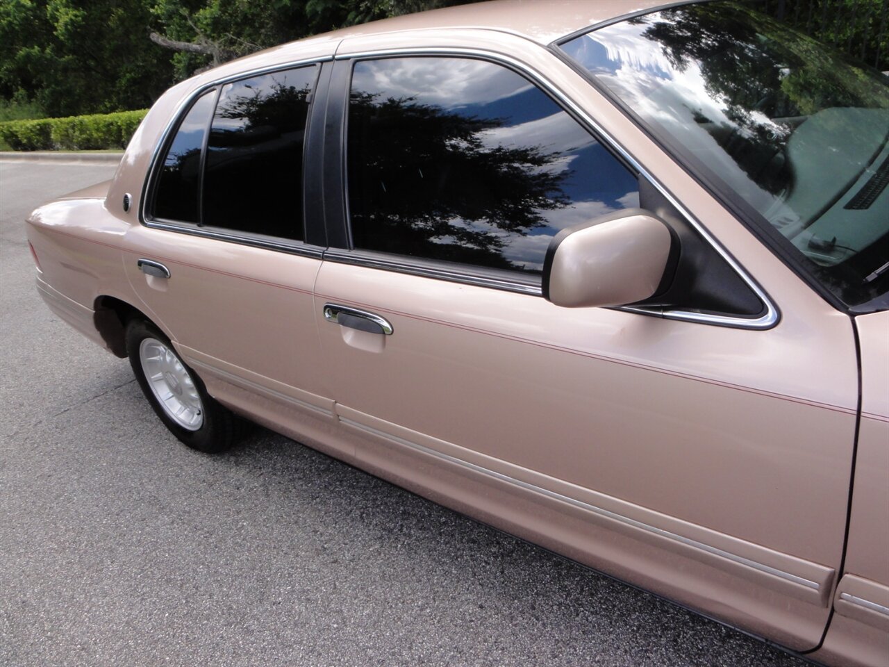 1996 Mercury Grand Marquis LS Premium - Photo 11 - Deland, FL 32720