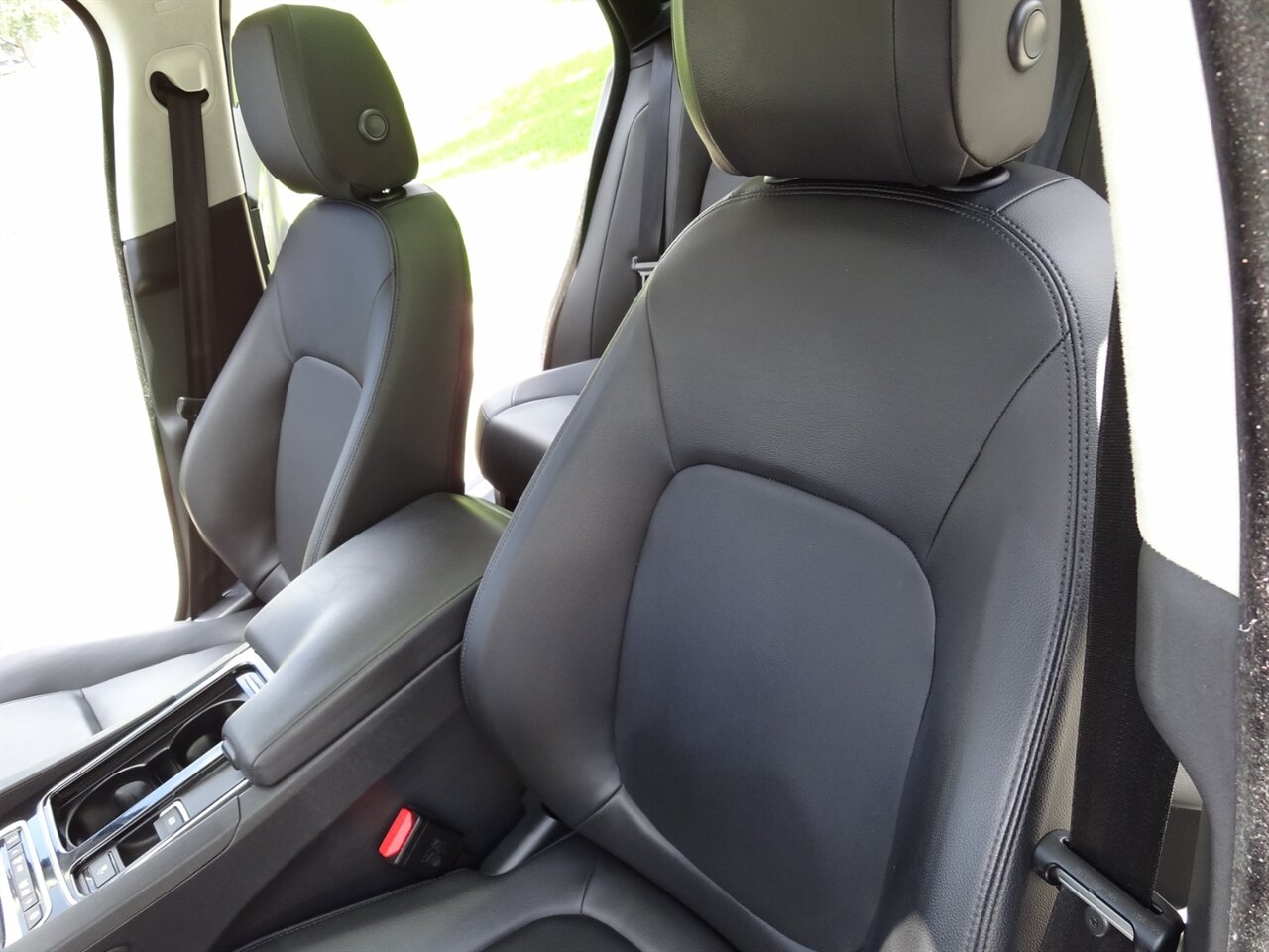 2019 Jaguar F-PACE 25t Premium   - Photo 35 - Deland, FL 32720