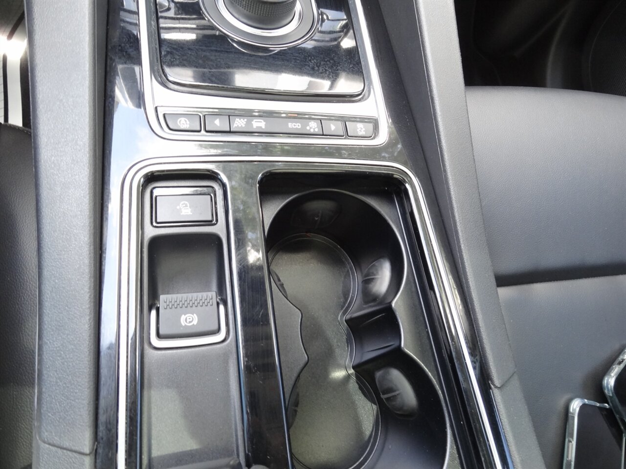 2019 Jaguar F-PACE 25t Premium   - Photo 65 - Deland, FL 32720