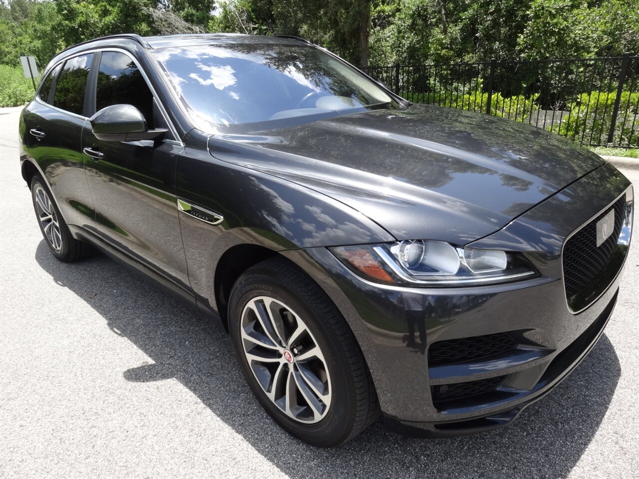 2019 Jaguar F-PACE 25t Premium   - Photo 1 - Deland, FL 32720