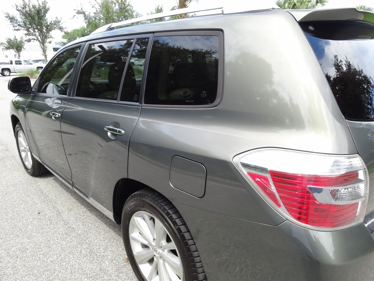 2008 Toyota Highlander Hybrid Limited - Photo 12 - Deland, FL 32720