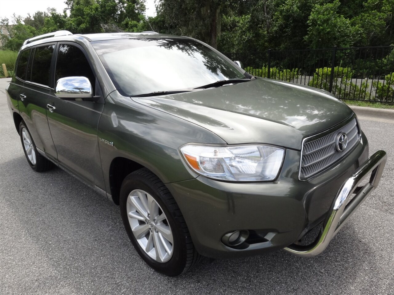 2008 Toyota Highlander Hybrid Limited - Photo 1 - Deland, FL 32720