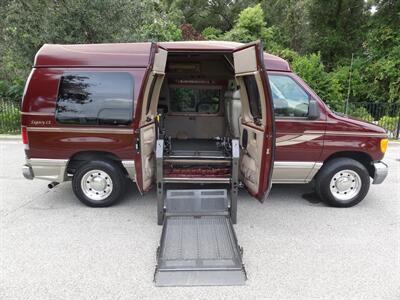 2004 Ford E-Series Chassis E-250 Van
