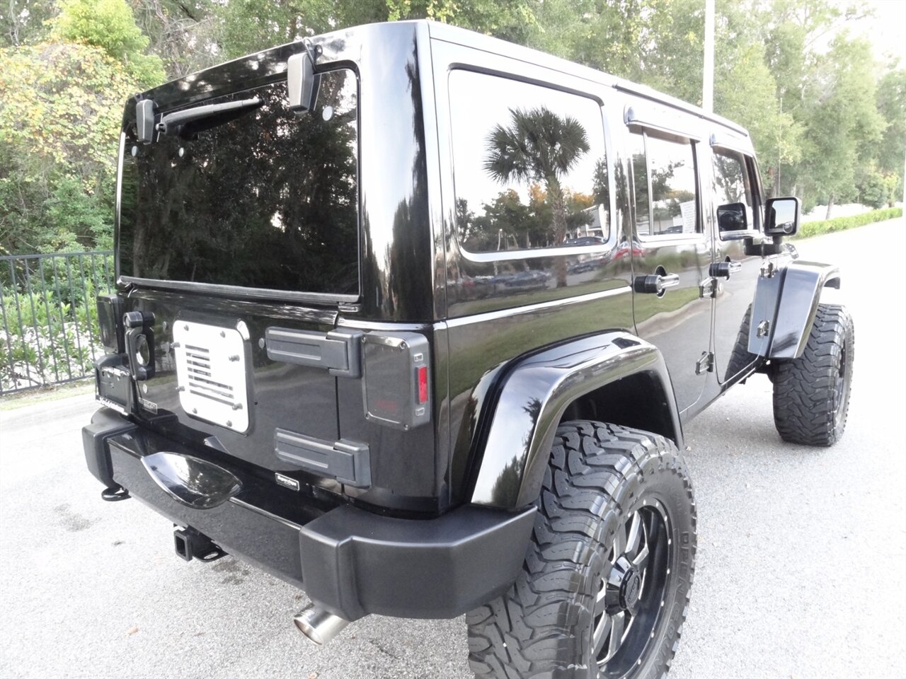 2012 Jeep Wrangler Unlimited Sahara   - Photo 3 - Deland, FL 32720