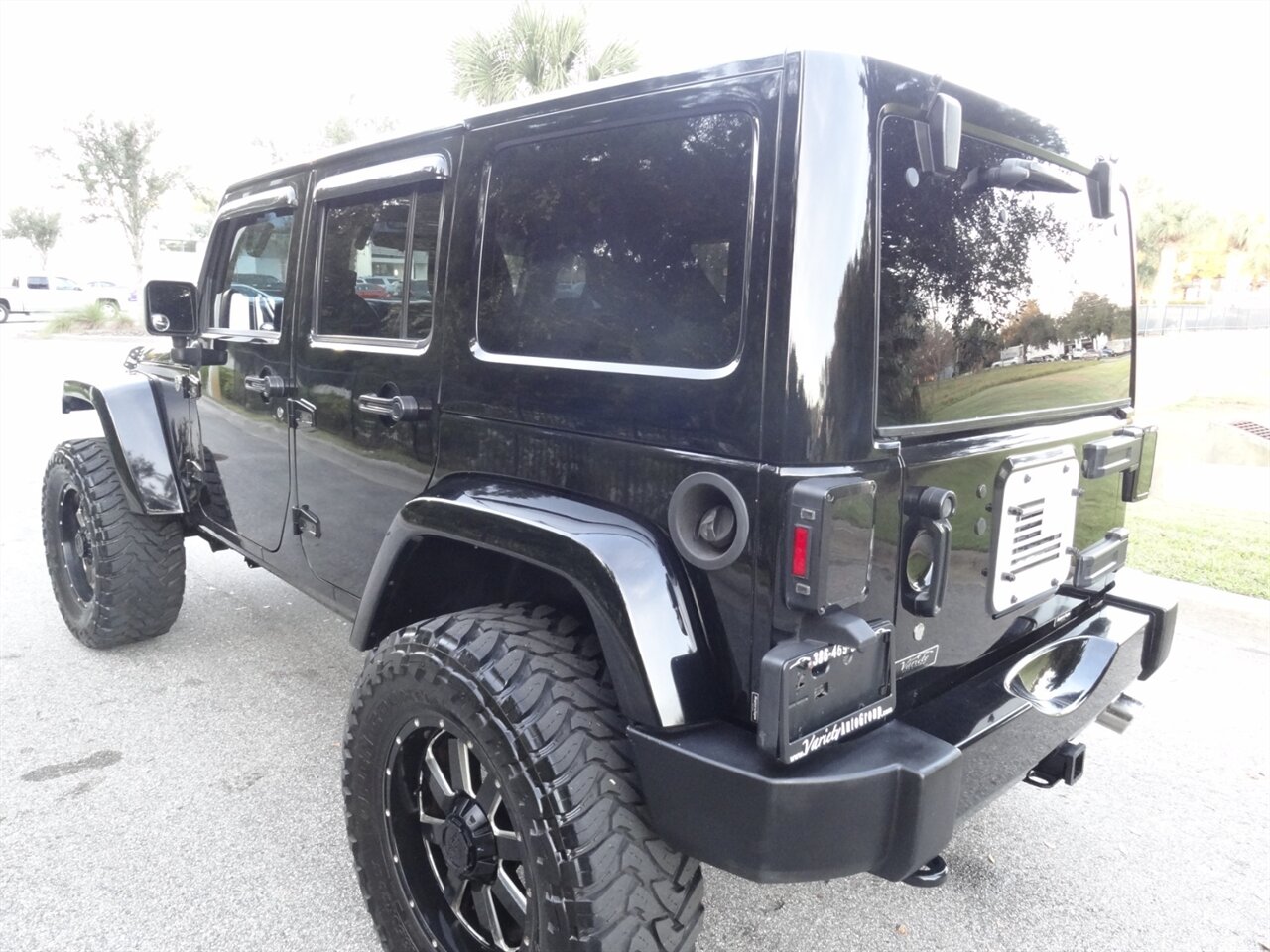 2012 Jeep Wrangler Unlimited Sahara   - Photo 4 - Deland, FL 32720