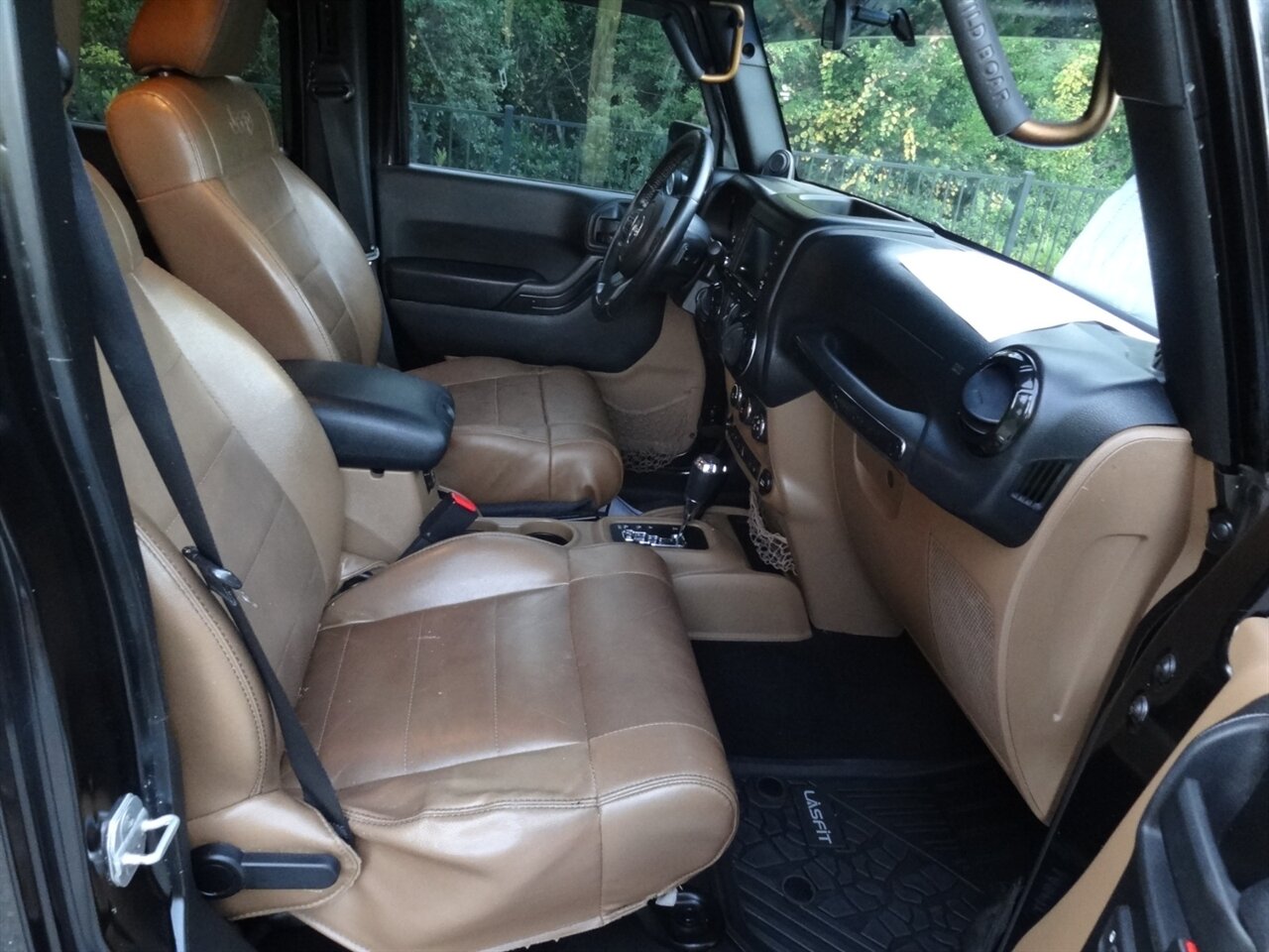 2012 Jeep Wrangler Unlimited Sahara   - Photo 53 - Deland, FL 32720