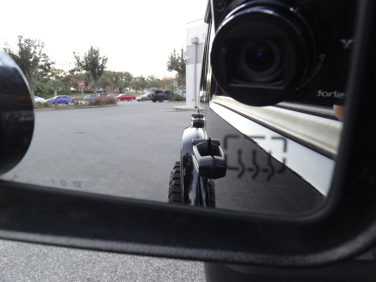 2012 Jeep Wrangler Unlimited Sahara   - Photo 22 - Deland, FL 32720