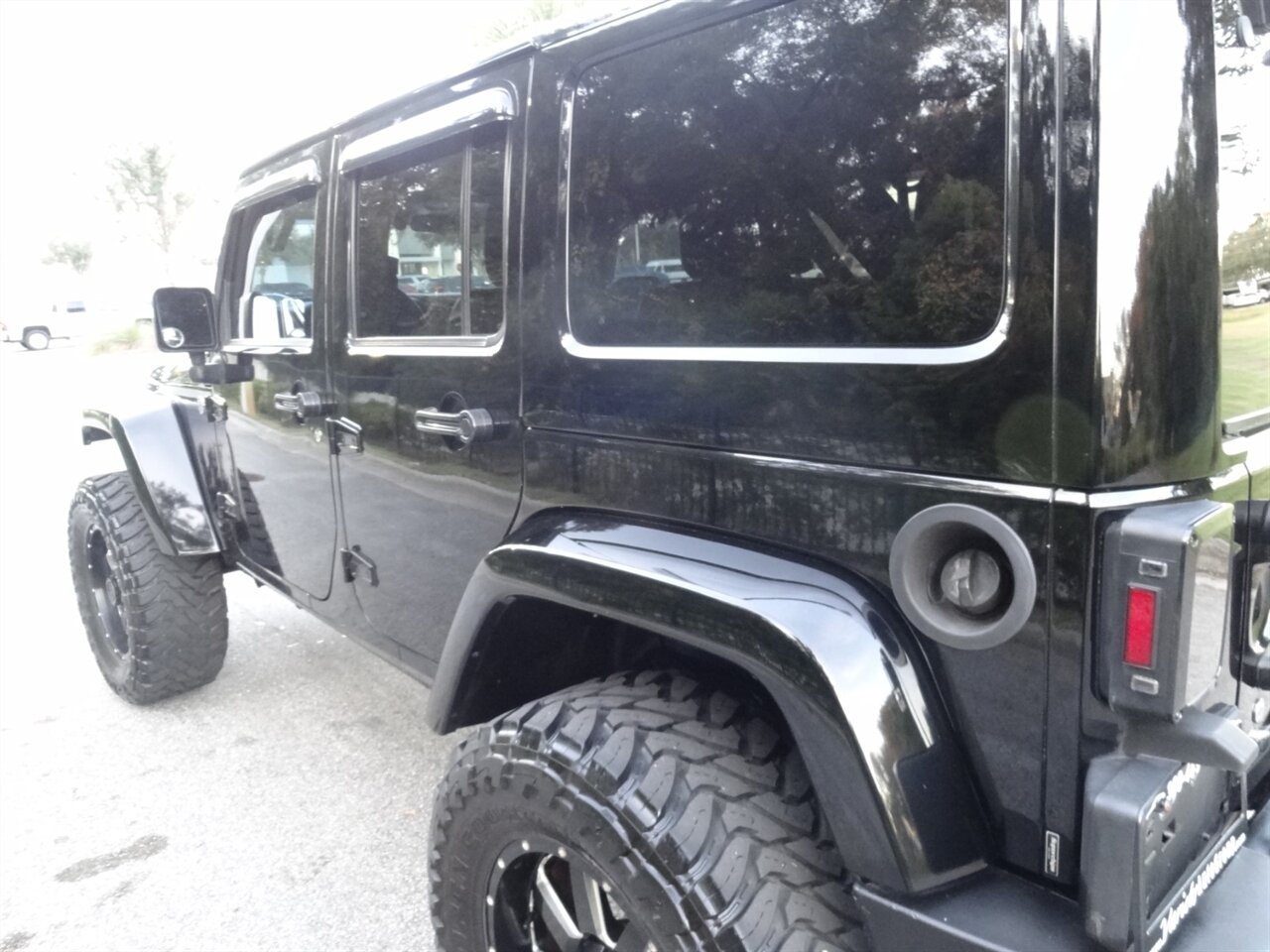 2012 Jeep Wrangler Unlimited Sahara   - Photo 12 - Deland, FL 32720