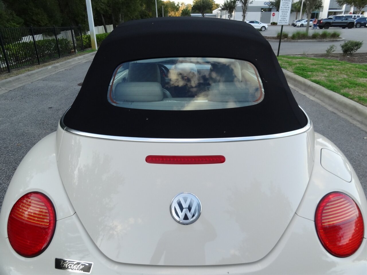 2005 Volkswagen New Beetle Convertible GLS   - Photo 15 - Deland, FL 32720