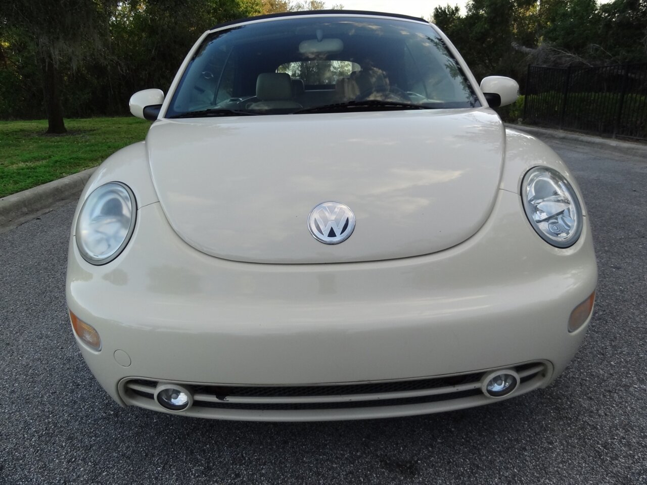 2005 Volkswagen New Beetle Convertible GLS   - Photo 5 - Deland, FL 32720
