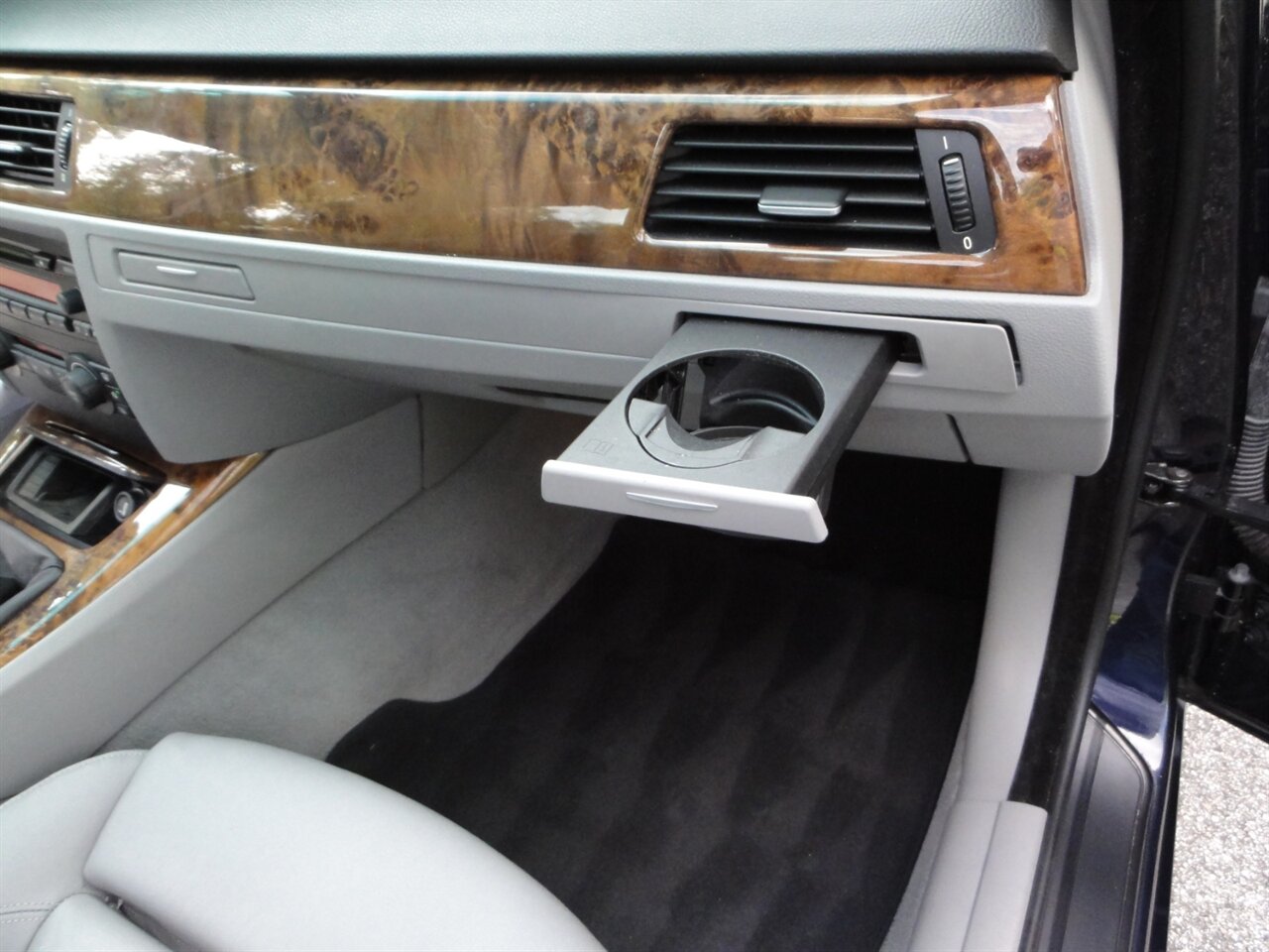 2006 BMW 330i  Premium - Photo 43 - Deland, FL 32720